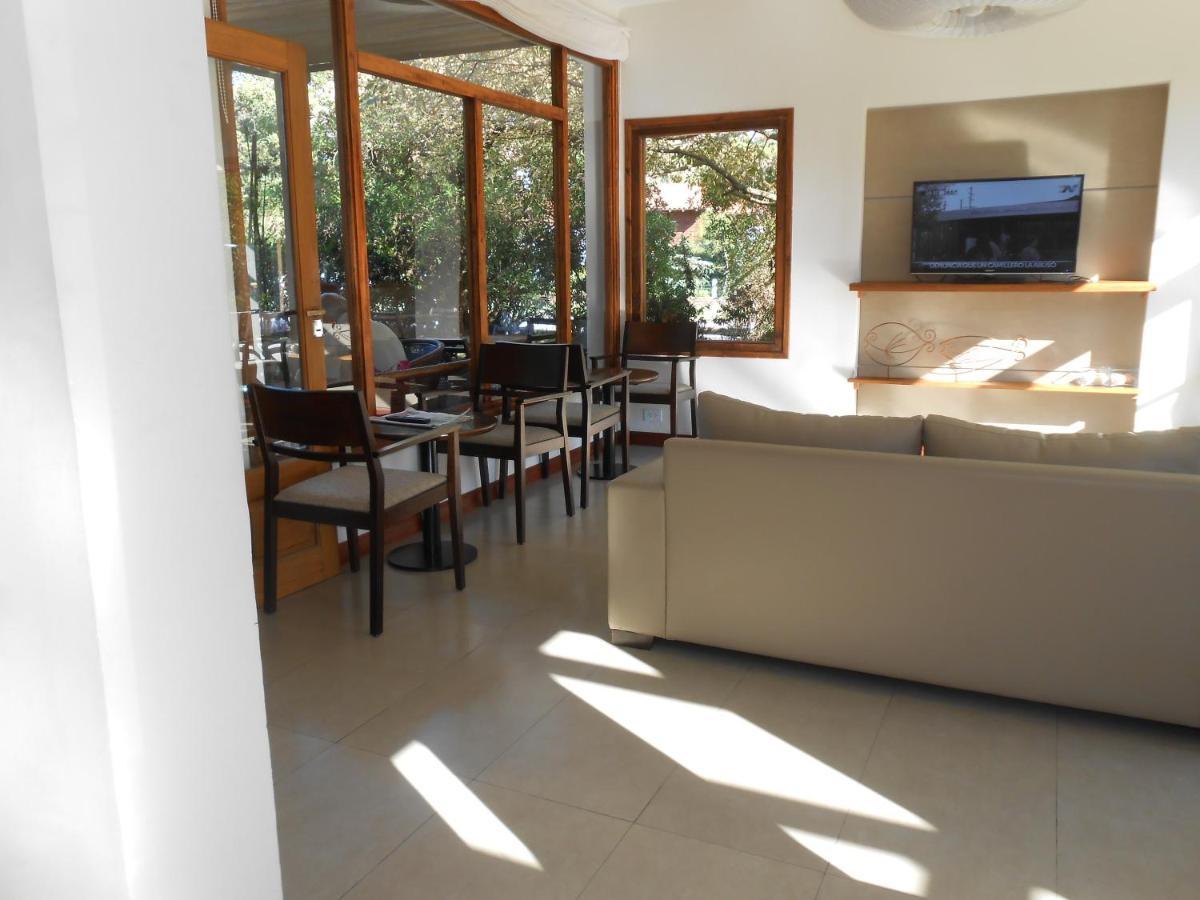 La Posada Hotel Pinamar Bagian luar foto